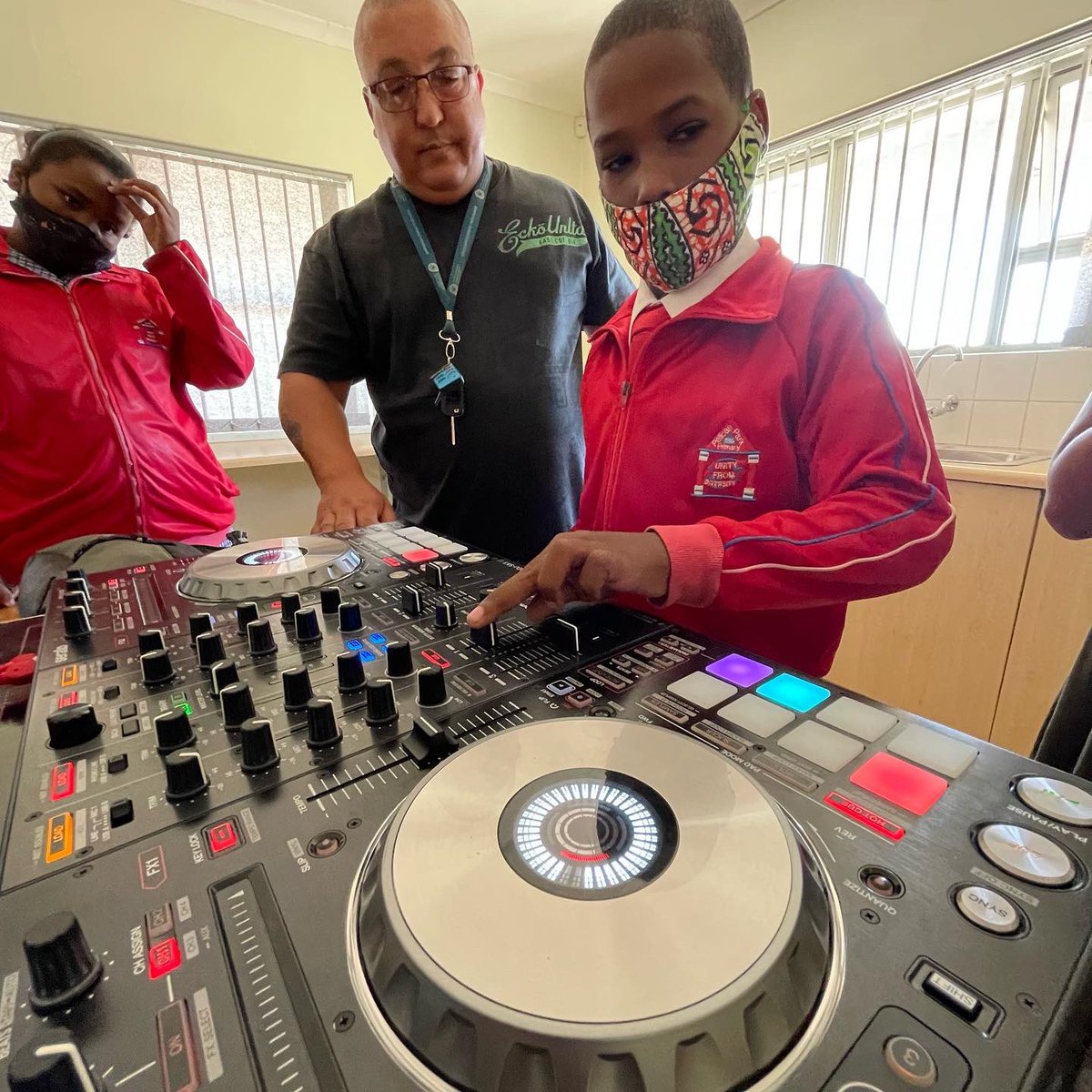 HealtheHoodZA's tweet image. In the mix… #dj #djlife #learntodj #djing #djingismylife #healthehoodproject #healthehood #changingmindschangesaction
