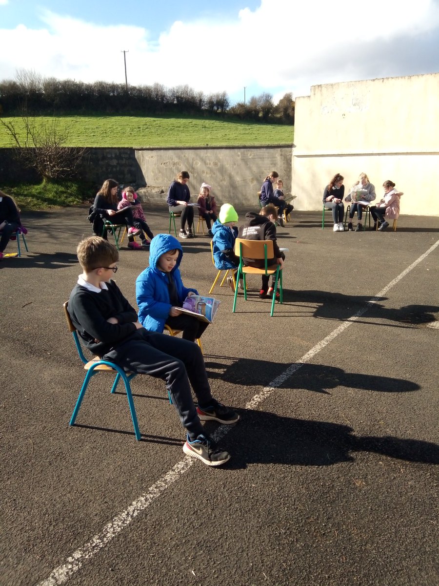 SsPeterPaulNS1's tweet photo. Paired reading outside #WorldBookDay #welovebooks #straidens https://t.co/g8Zz83FQrC