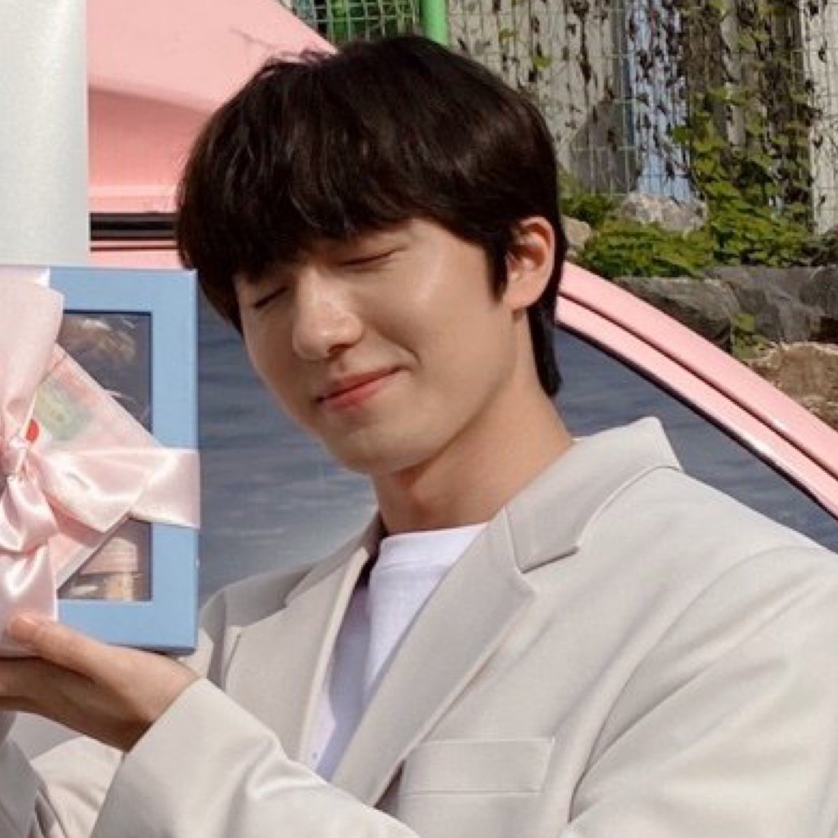 chani as kuromi; a thread ♡︎♡︎