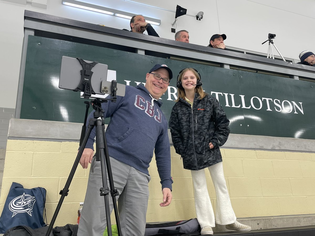 Your all-star broadcast team for this morning’s game! ⭐️