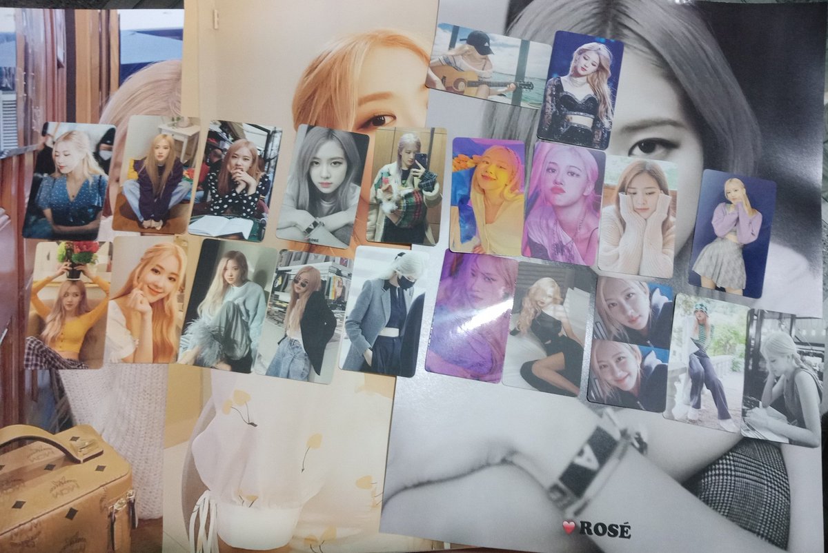Anna2isumi's tweet photo. ever since I heard her voice, I fell in love with her, both her personality and her talent captivated me ♥️ #ROSÉ
I got it today 😘
#로제 블랙핑크 로제 https://t.co/cm7BlCgUBM