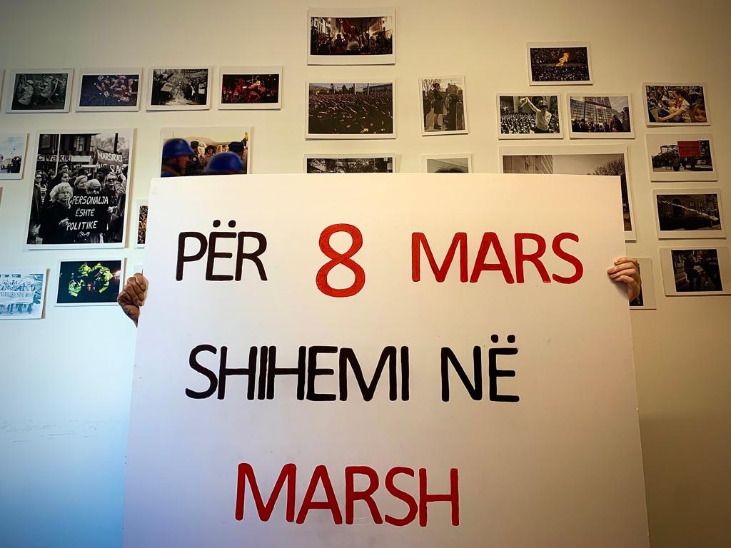 Shtypjen e diskriminimin i luftojmë veç kur jemi bashkë e mirë të organizuar. <a href="/OrgQika/">QIKA</a>