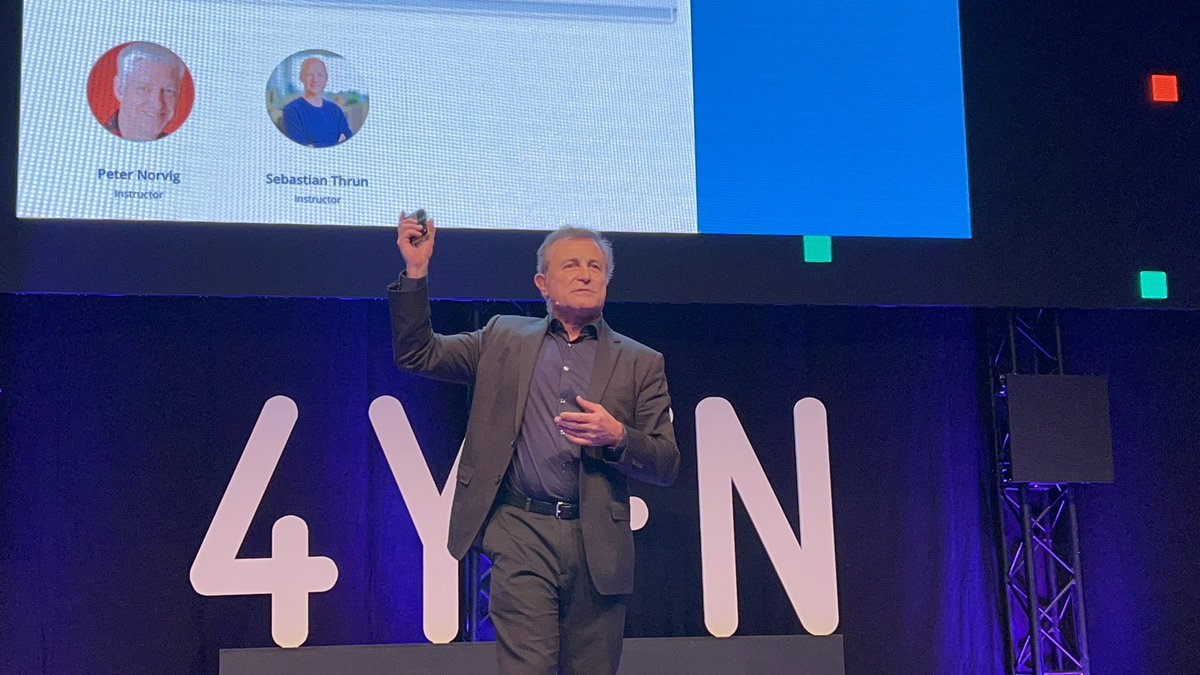 AnnaForastier's tweet photo. What are the 3 thing to scale in EdTech?
#1 To have a compelling proposition working better than in classroom
#2 Economics works?
#3 Can you compete global level?
Dr @ealmirall Professor @esade @KoldoEchebarria at @MWCapital #MWC22 #FYFN https://t.co/7c98X3Gsj4