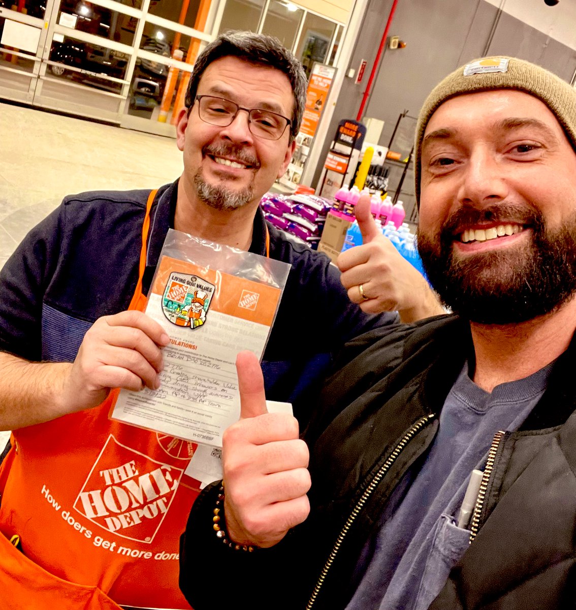 Shouting out Brian FES at 2776 for his engagement on the front end. Really has made an impact in a short period of time driving GET behaviors in his team! 👍🏼👍🏼 <a href="/michael_chirco/">Michael Chirco</a> @XKerrigan <a href="/Jvmvp35Diane/">Diane</a>