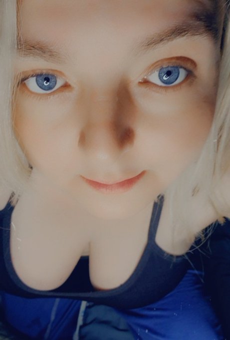 Tgif!  Happy Friday! Have a great day!#gamergirl #onlyfans https://t.co/GswTtXQ4D7 https://t.co/0VNB<a href="/tag/gamergirl"class="tags">#gamergirl</a><a href="/tag/onlyfans"class="tags"><span>#onlyfans</span></a>