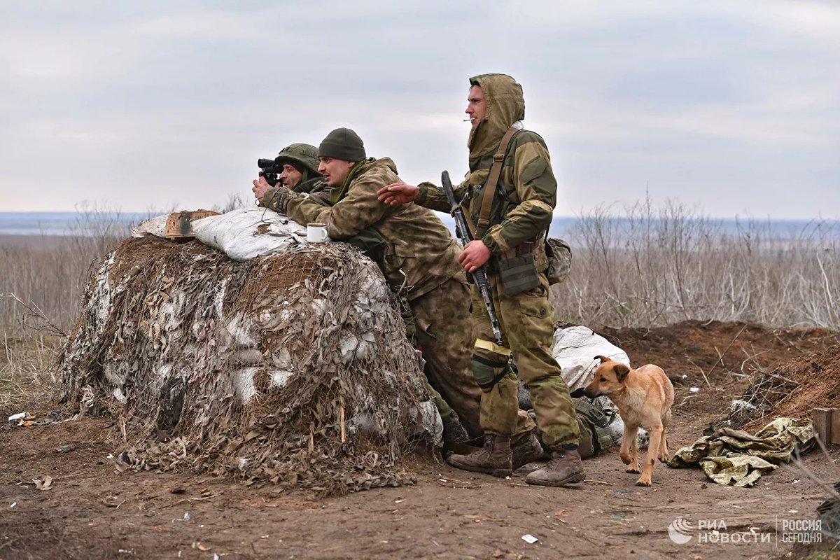 Сколько погибших на военной операции. Украинские военные. Раненые украинские военные. Трофеи Российской армии на Украине.