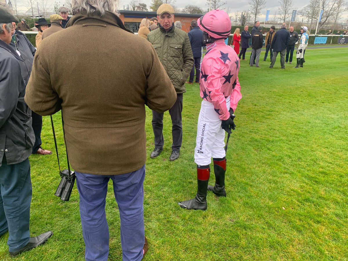 Racing Social (@racingsocialapp) on Twitter photo Brilliant to see our logo out there on the racecourse!
<a href="/peterjkavanagh1/">Peter Kavanagh</a> speaking to @OBMRacing at Newbury today in his new breeches... 👖
#RacingSocial 🔵 Brilliant to see our logo out there on the racecourse!
<a href="/peterjkavanagh1/">Peter Kavanagh</a> speaking to @OBMRacing at Newbury today in his new breeches... 👖
#RacingSocial 🔵