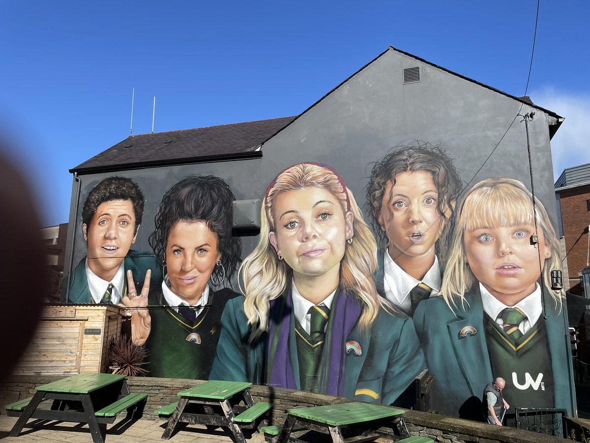 WomensAidNI's tweet photo. Thanks to @FoyleFJC just had a tour of the soon to be launched Family Justice Center building which is well on its way and what an amazing space it will be supporting so many. Good to see our #unlockyourlockdown artwork still there as well @FoyleWomensAid https://t.co/Rw4RppJvGx