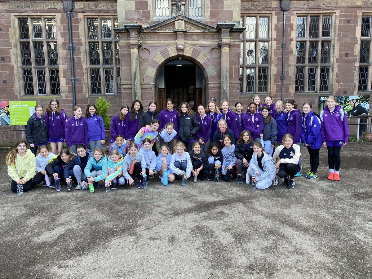 PutneyHighSport's tweet photo. We have arrived๐๐ #netballontour https://t.co/HfbkrIflEY