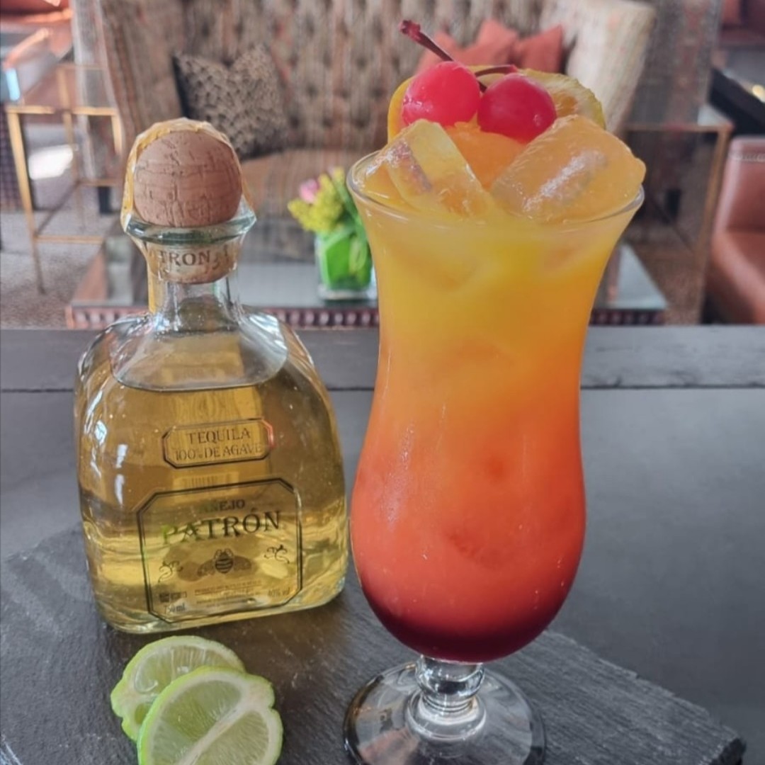 We are thrilled to host our very first Tequila Sunsets Event in our Fynbos Garden.

Enjoy a welcome cocktail and light snacks, before taking in a spectacular sunset and live entertainment. Why not make an evening of it and make a booking for dinner.

ow.ly/Cyf050I9cUG