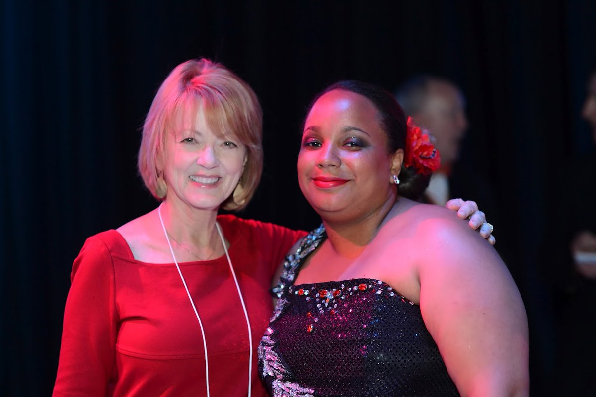 PiedmontArts's tweet photo. Joan Montgomery has been on the Piedmont Arts Board of Directors for many years and has been involved in Dancing for the Arts since its first year.
Thank you, Joan, for all that you do!
#PiedmontArts #FeelGoodFriday #VisitMartinsville #GraceNetwork https://t.co/Px1Qn0aVqC