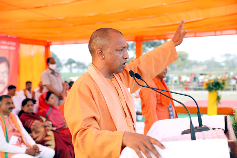 myogiadityanath's tweet photo. यहां की जनता-जनार्दन का भाजपा के प्रति अगाध विश्वास और असीम समर्थन सुशासन की प्रचंड विजय को सुनिश्चित कर रहा है।

धन्यवाद मेरे जौनपुर वासियों! https://t.co/7W1ulCtCP4