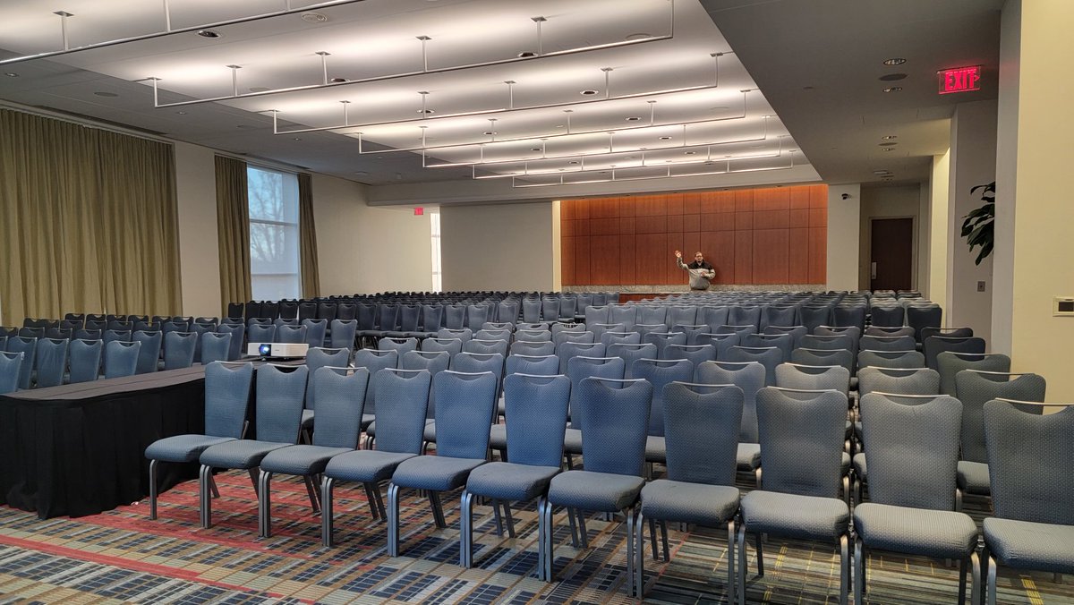 MamaLoo252's tweet photo. So incredibly honored to represent Hyde County Schools today, presenting on the key issue of Reading in the content areas! Wow! Look at this room ๐ฎ #hydecountyschools #doingwhatisbestforstudents #readinginscience https://t.co/46zWQsfrsx