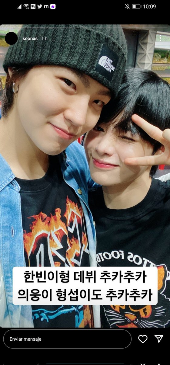 Camilamontb's tweet photo. SEON FELICITANDO A #HANBIN POR IG

😭😭😭

#HANBIN #TEMPEST_DEBUT #ILAND #SEON https://t.co/2nUL6mrg0N