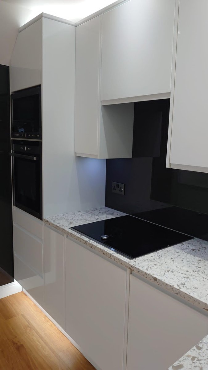 SCUniqueWoodSo1's tweet photo. .@kbbmagazine @kandbnews @idealhome #homestyling #HomeSweetHome #kitchenfitters https://t.co/NIOOckWSEK