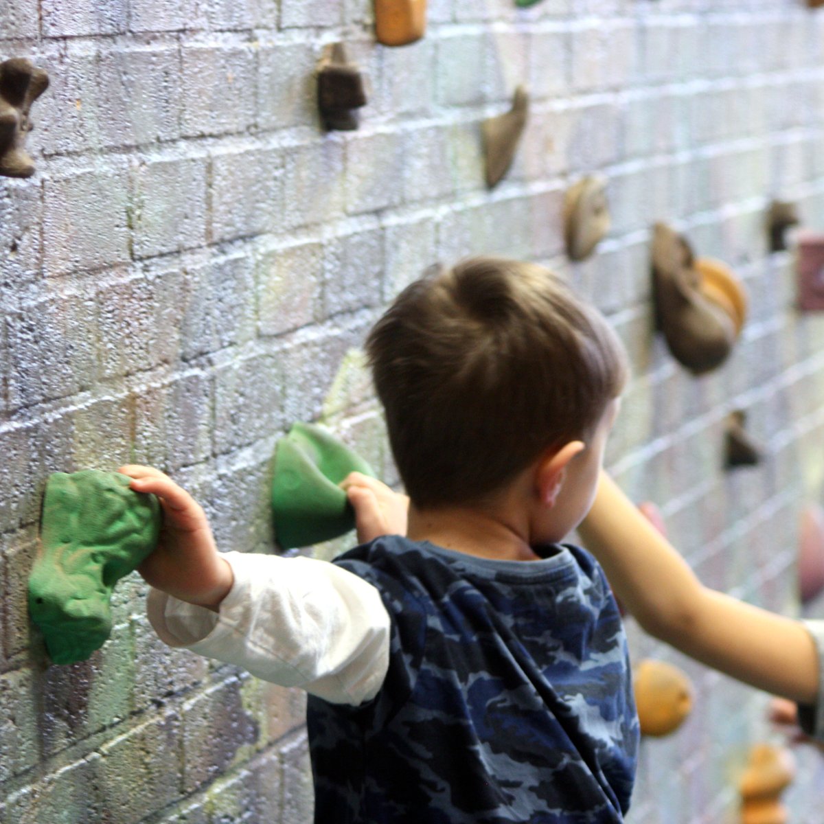 TheHarpurTrust's tweet photo. Every Friday we'll be highlighting activity from within our local community. The team here at HT recently visited @f4yp_beds to see just some of the fun and creative activities young people were enjoying during the February half-term #CommunityCatchup https://t.co/DiYD4aygCB