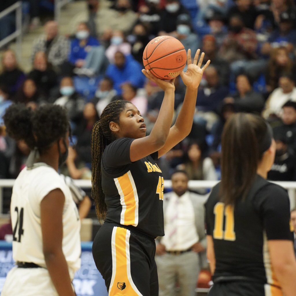 Congrats to <a href="/PSUBeaverWBB/">PSU Beaver WBB</a> commit <a href="/Jada_West45/">Jada West</a> for earning 1st team All District honors

<a href="/BballBrennan/">Brennan Girls BBall</a> <a href="/DorisWest619/">Doris West</a>