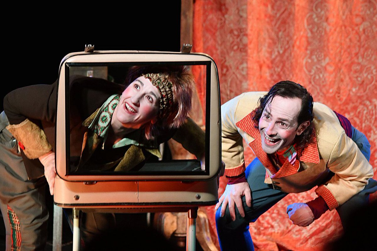 ▶️CULTURA | La Xarxa Teatre #Esparreguera recupera després d’una pausa de 4 mesos el cicle de teatre familiar i programa diumenge a les 18h l’obra “Quimera” de La Guilla Teatre <a href="/laguilla1/">La Guilla Teatre</a> al Patronat Parroquial. Venda online d'entrades a <a href="/fila12cat/">Fila 12</a> 

👉bit.ly/3pAQBBu