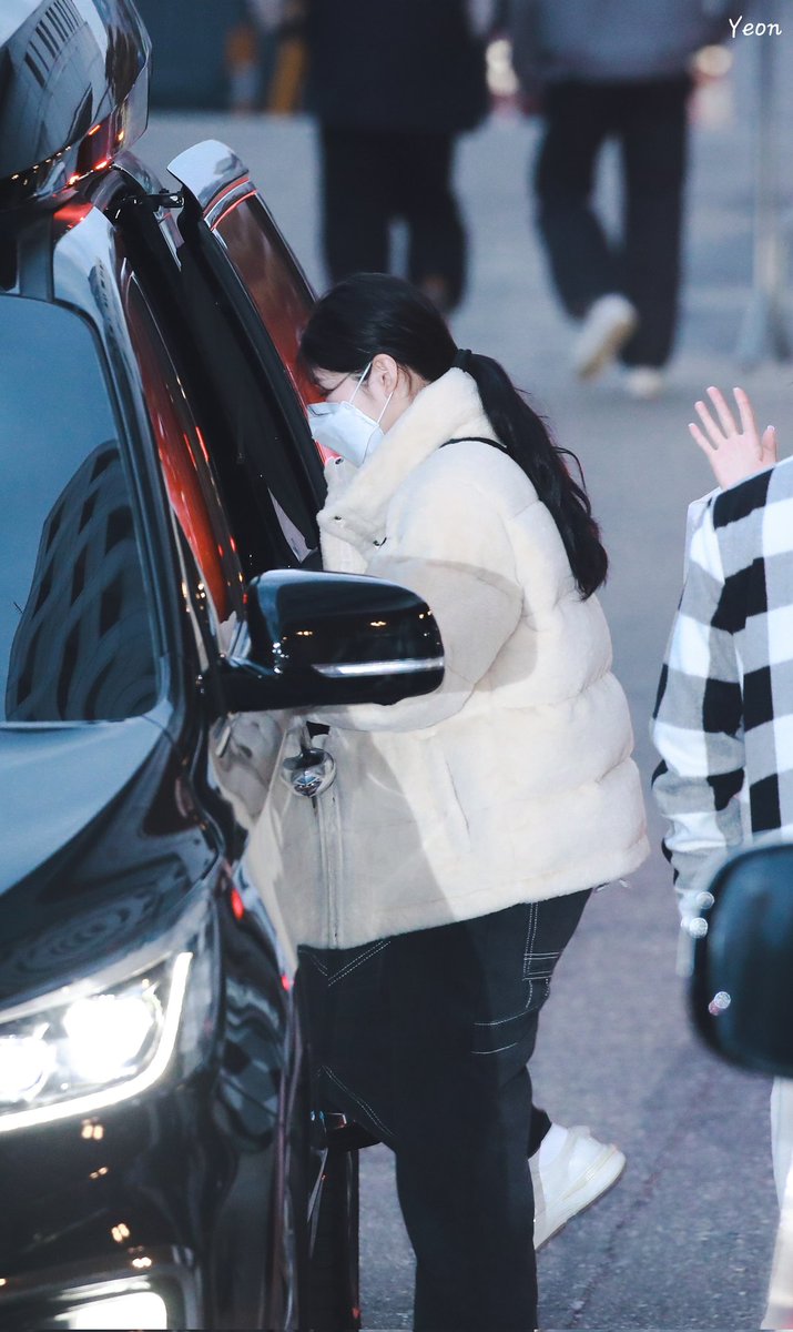 개인적으로 좋아하는 채원이 전신 🤭

#CLASSy #윤채원