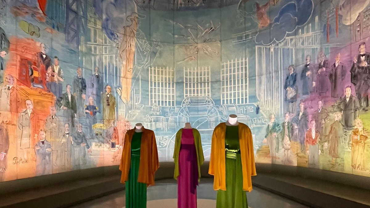 Vogue Runway tweet media