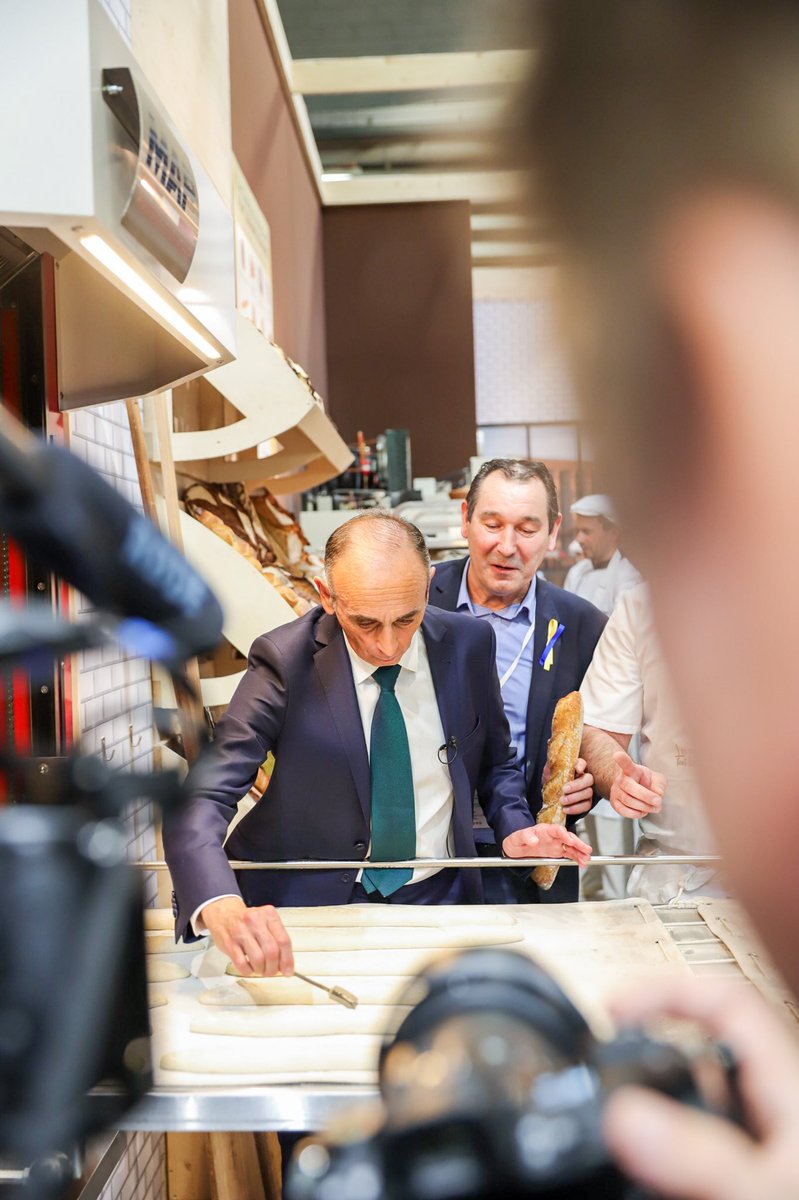 ZemmourEric's tweet image. Le bon pain de mon enfance ! 
#ZemmourAgriculture #SIA2022