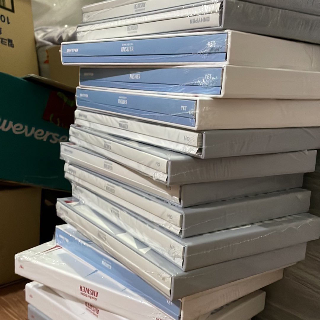 bsidemarket's tweet photo. box 9 arrived! π€ will start shipping out this weekend π€ #bside_updates https://t.co/XZNxyOEZ8Q