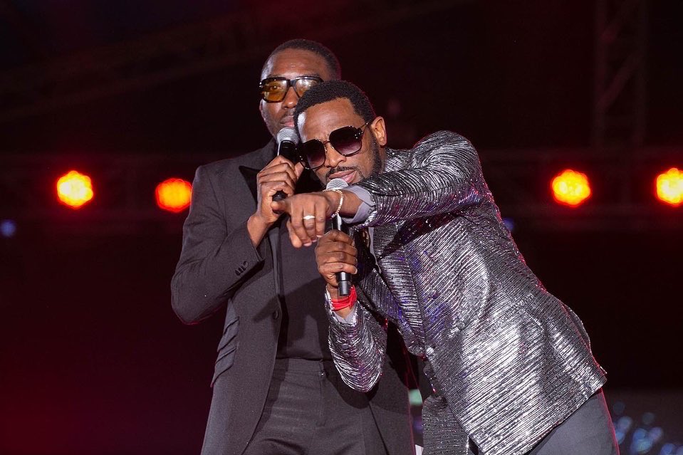 BukiHQMedia's tweet photo. It is #FlashbackFriday again!💃🏾
Highlights from the event of the year, the Afro-Beats Hall of Fame induction ceremony that happened live in Amore Gardens on February 26th, 2022 with a lot of amazing celebrities and public figures in attendance. @afrobeatshall
#ABHF https://t.co/aownsdY6b2