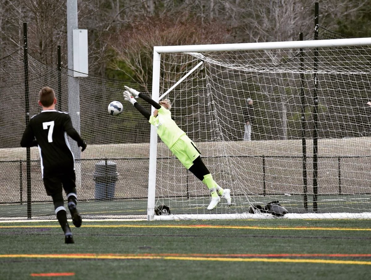 Zach can’t hide that MD Pride after 3 clean sheets in the 2008 @usysodp VA friendlies thanks to his fresh @PROGK MD pride gloves. Big wins for MD over NJ, NC, and VA.