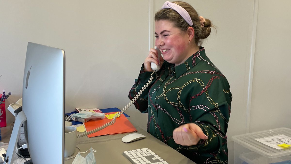 Tá muid ag earcú Chomhordaitheoir Léirithe!

An bhfuil tú tógtha le cúrsaí spóirt?🏐
An bhfuil grá agat don Ghaeilge?🇮🇪
Ar mhaith leat deis a bheith ag obair i bPort Láirge le foireann léiriúcháin spóirt a bhfuil an-taithí acu?📺

 Seol do CV chuig hr@nemeton.ie roimh 18.03.22
