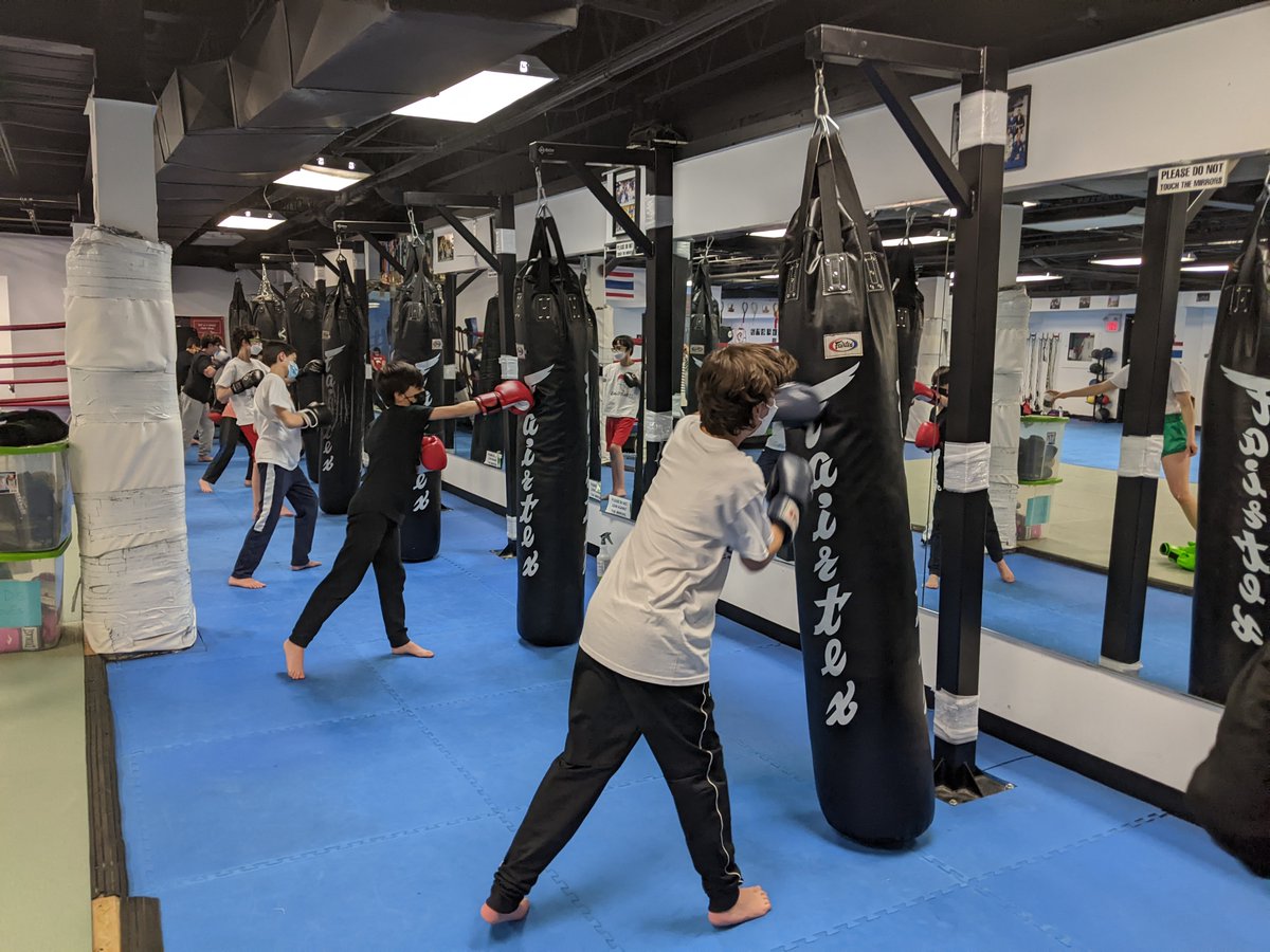 Toronto Prep School (@toprepschool) on Twitter photo Several TPS classes have had the opportunity to go to Toronto Kickboxing and Muay Thai to learn about mixed martial arts this year! Here are some photos from Ms. O’Dwyer’s visit with her Grade 7 Physical Education class. 
#TorontoPrepSchool #MMA #muaythai Several TPS classes have had the opportunity to go to Toronto Kickboxing and Muay Thai to learn about mixed martial arts this year! Here are some photos from Ms. O’Dwyer’s visit with her Grade 7 Physical Education class. 
#TorontoPrepSchool #MMA #muaythai