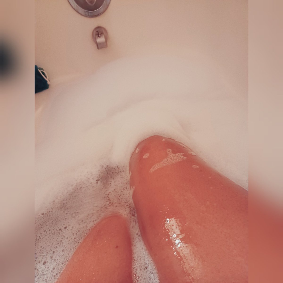MarroonMercy's tweet photo. Getting ready to show my subs some love! You gonna be there? Link in bio babe don't miss out! 😜😘

#onlyfans #camgirl #fishnets #Customs #ebony #BBWSLUT #pregnancycontent https://t.co/d0dgU3VHPa