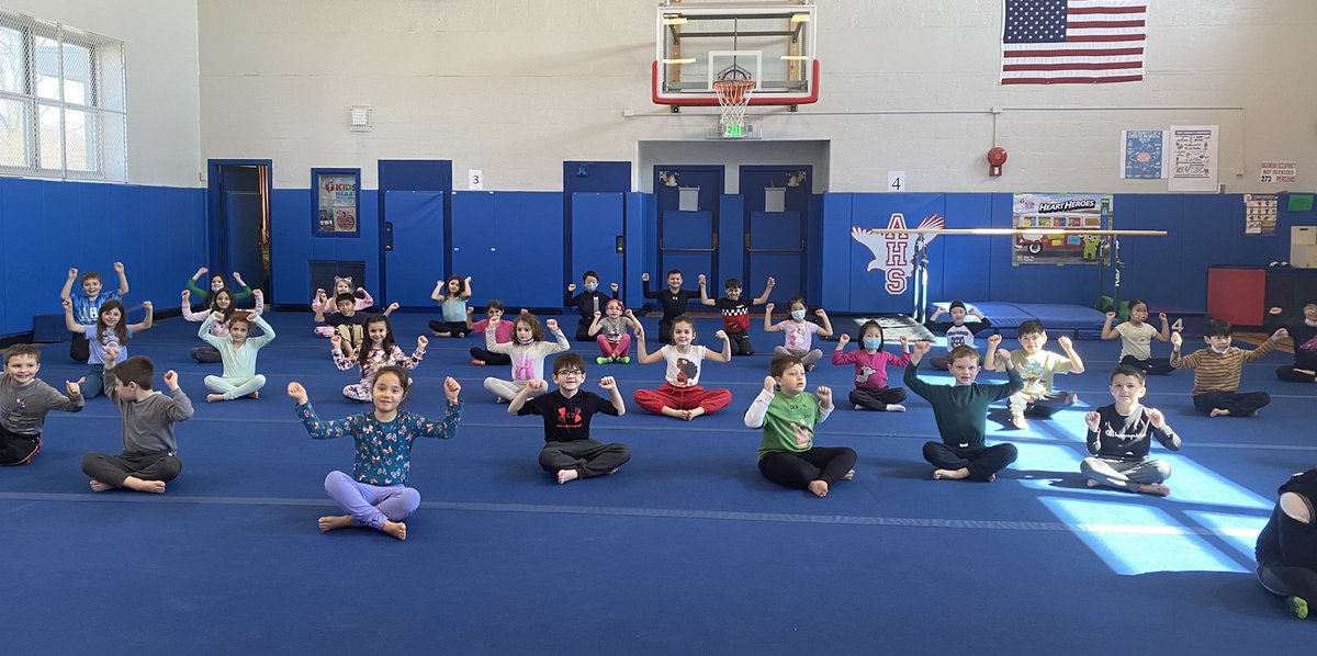 Amanda Carlson tweet media