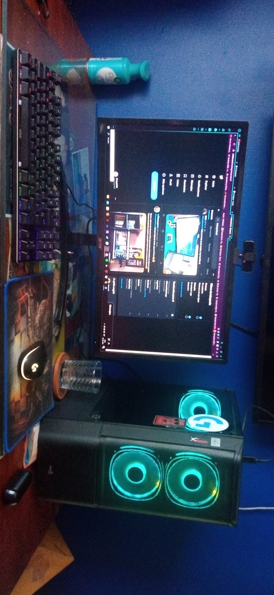 matygt666's tweet photo. #SetupRubius2 este es mi setup, si vez ese tornillo es de la tarjeta gráfica que lo acabo de vender literalmente recién xd https://t.co/Vjp2Bt02DD