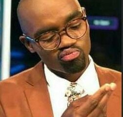 Pardonmacdon17's tweet photo. @ChrisExcel102 I don't blame those who quit watching it, yazi badlal ngathi uze ubone. Mbath is still wearing the same clothes after three months 😂 but othe characters coming with new looks https://t.co/UD0nxR7a5H