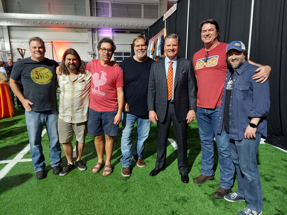 GeorgeDunham's tweet photo. Thanks to Park Cities Quail Coalition and the great @wfaaweather for having @BirdDogMusic out to play last night.  Great time!! https://t.co/wOFLIIE8to