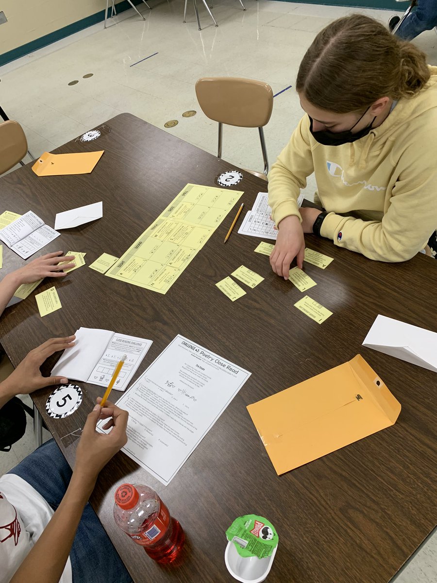 Mrs_ParsonsSA's tweet photo. It’s Friday so it’s break out day in GT ELA. Using their problem solving skills to answer questions and solve the clues. 🔎 @NISDGTAA #skyhawkpride #middleschoolGT https://t.co/IqC51eUzia