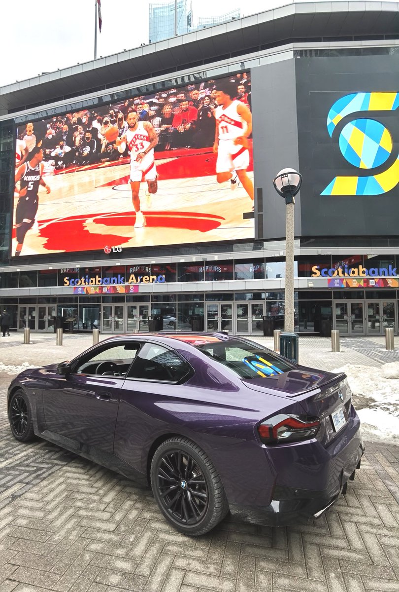 MoVernie's tweet image. On the MOVE. Crus'in Friday.

It's nice #RaptorsFans get to watch the game in-person once again after a few months of no fans. 

Raptors are hosting the Orlando Magic tonight.

And you can see the #Ukraine flag colours shown on #Scotiabank logo at the Arena.

#BMW #M240ixDrive