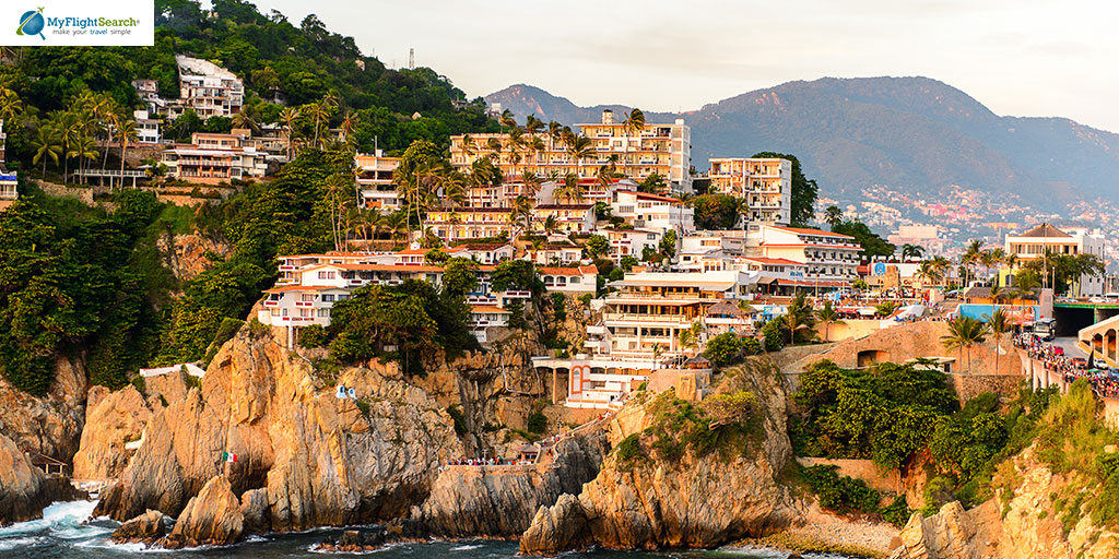 myflightsearch's tweet image. La Quebrada in Acapulco, Mexico is famous for its daily cliff diving show. Watching the divers jump itself gives such an adrenaline rush. Would you dare? #Acapulco #Mexico #adventure #FridayFeeling