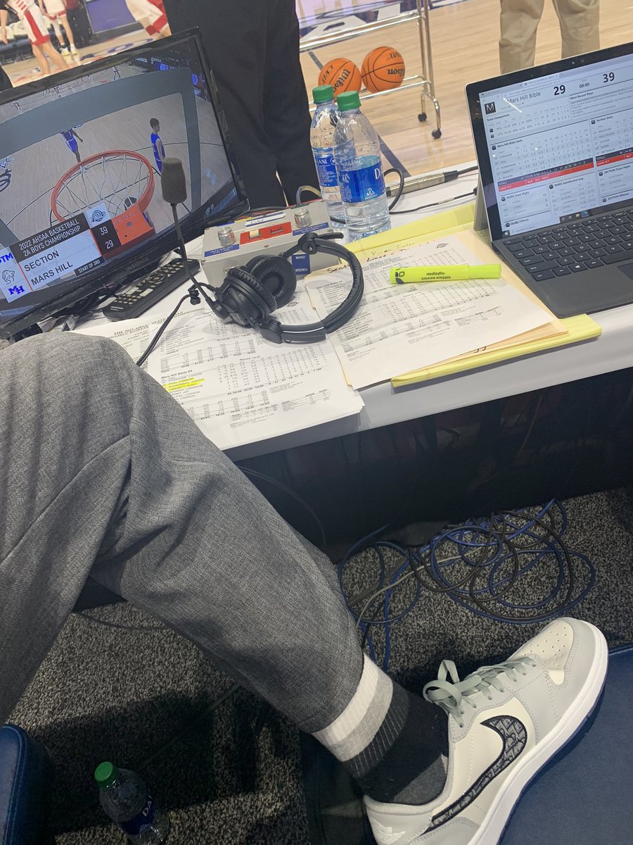 bhyche22's tweet photo. Coming strong for the 3A Finals🐐#JGame😏

#WOTM📺
@AHSAA_hoops https://t.co/v3kvBXanv0
