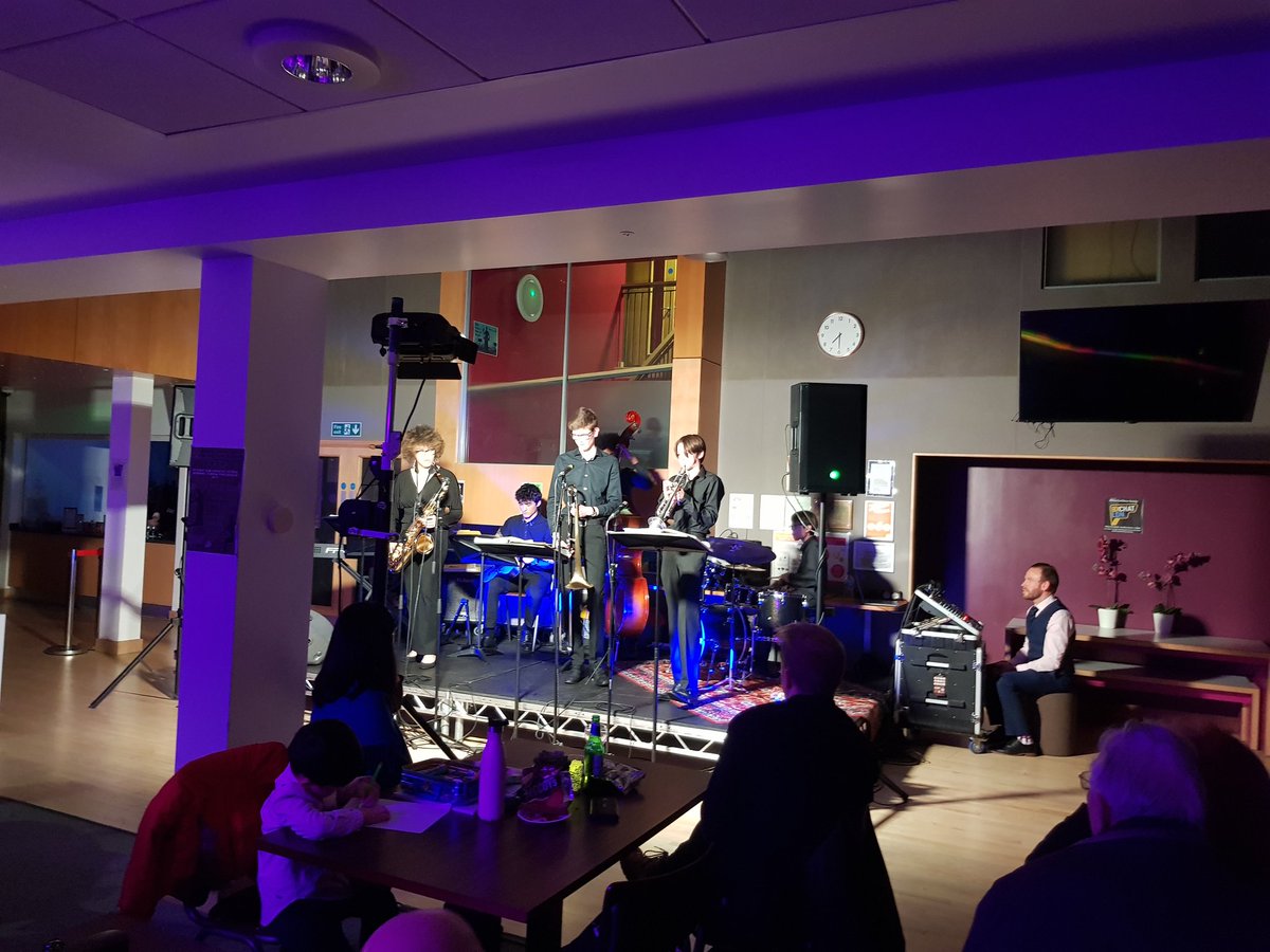 TrinitySchMusic's tweet photo. #JazzCollective give #JazzClub a great start! The perfect way to start the weekend... https://t.co/TU5KPJkXHB