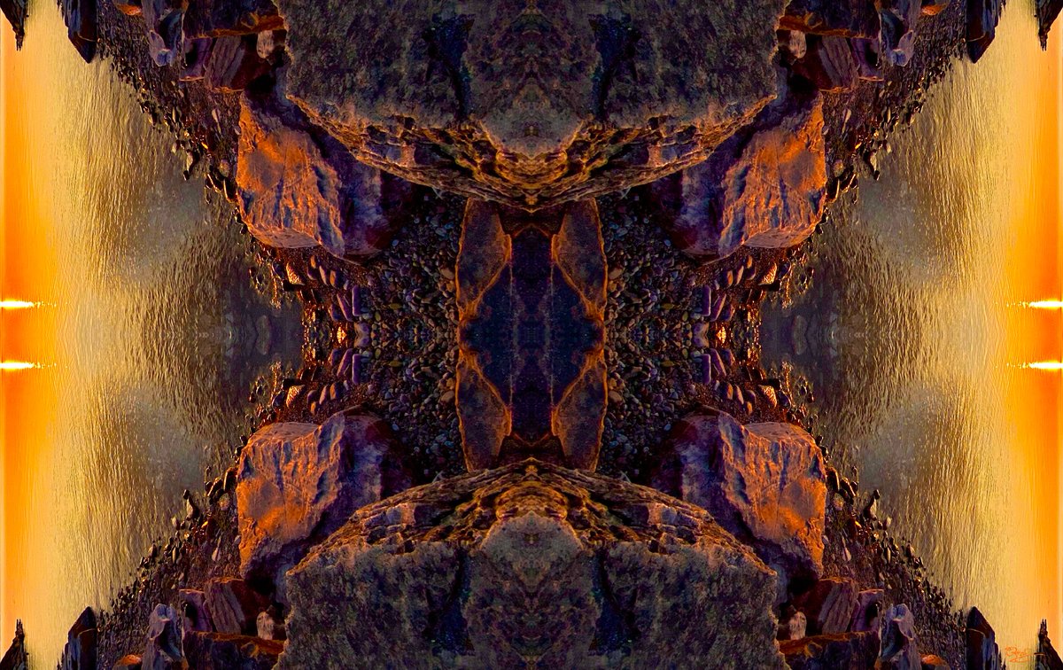 basedhumanart's tweet photo. good day, Frens! how is your Friday treating you??
my latest creation...what should i call it? 🤔
#NFT #NFTs #NFTcommunity #NFTgiveaway #NFTart #NFquote #nonfungible #nfwhy https://t.co/Dor5by9bRF