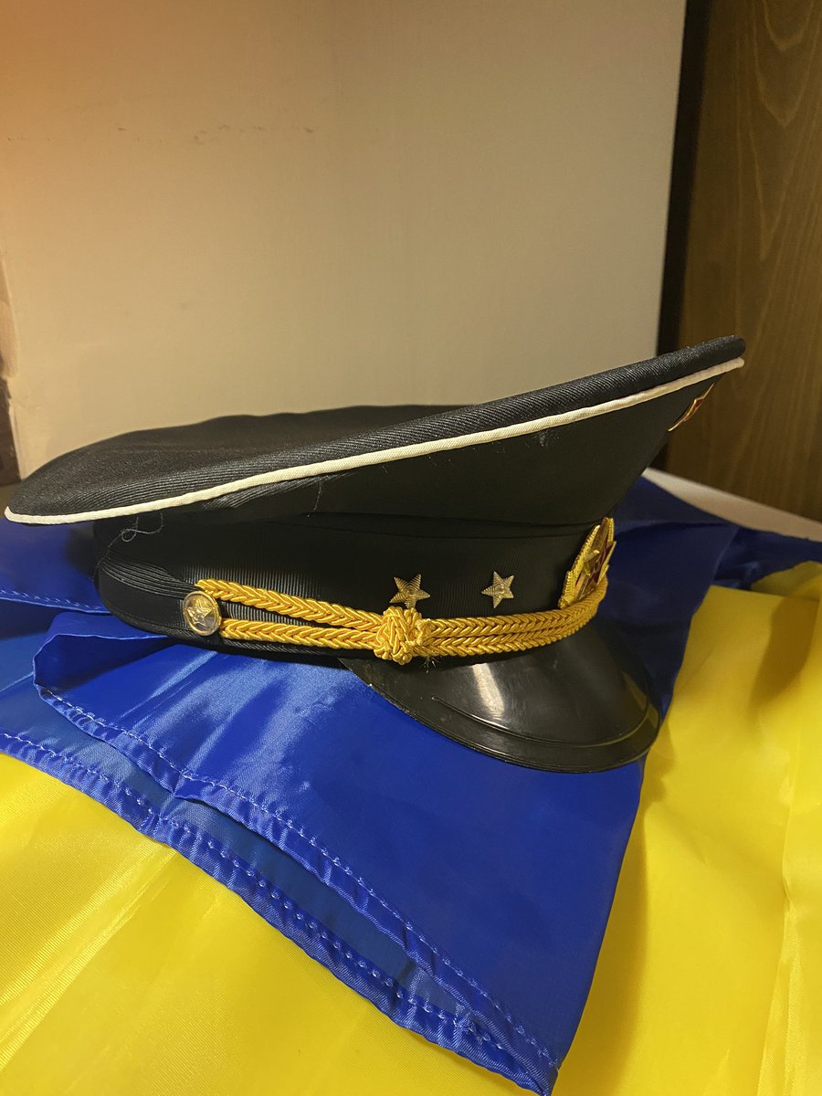 Sovyet Kızıl Ordu Askeri Tören Şapkası. Rusya’dan temin edilmiş temiz, orijinal nadir bulunan Üst Rütbeli Ordu mensuplarına ait tören şapkası