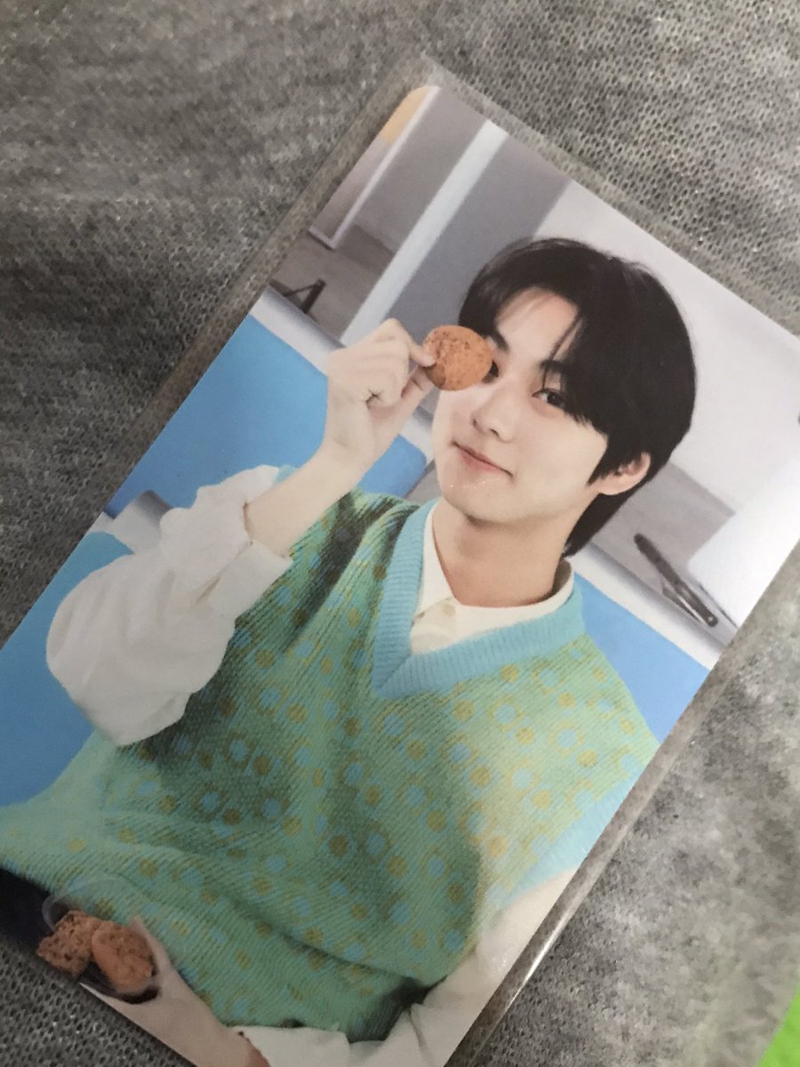 jwfluff's tweet photo. hiii @jakeprio_ jungwon came home safely <3 thank you for packing it nicely very secured package #boughtfromjas https://t.co/wv8RiZFTRV