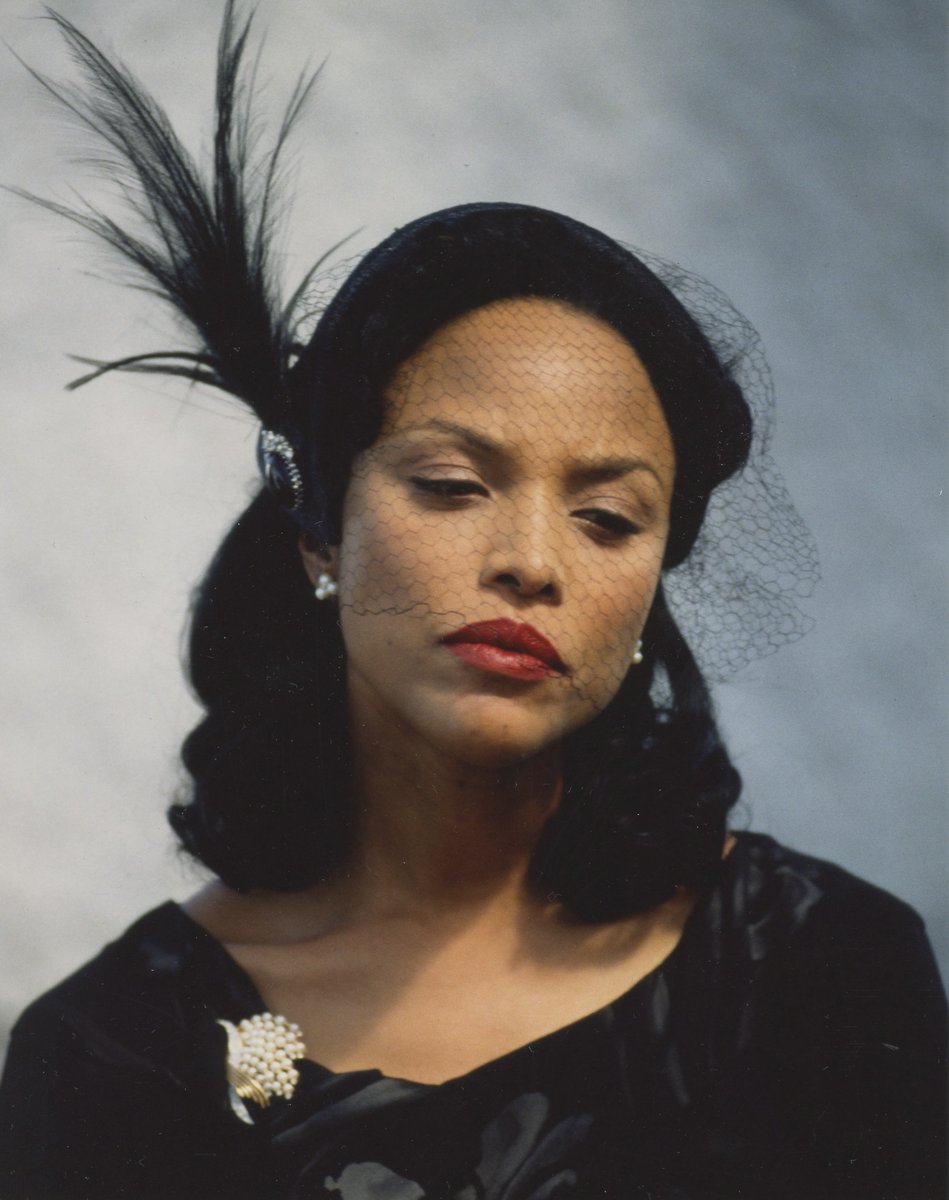omniabrush's tweet photo. A classic, gorgeous makeup look.
Featured artist @mariettacn created this beautiful makeup look on the talented @mslynnwhitfield.
Makeup - @mariettacn
Film - Eveโs Bayou
Model - @mslynnwhitfield
#OmniaBrush #ClassicMakeup https://t.co/rizV7VTJVL