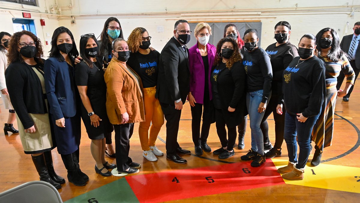MayorWu's tweet photo. Today we welcomed @SecCardona to @hernandezK8sch &amp; introduced him to some of our @BostonSchools community!

Ready to continue our partnership to further invest in bilingual education, mental health resources &amp; schools that are deeply connected to every family. https://t.co/aSufL3SKUR