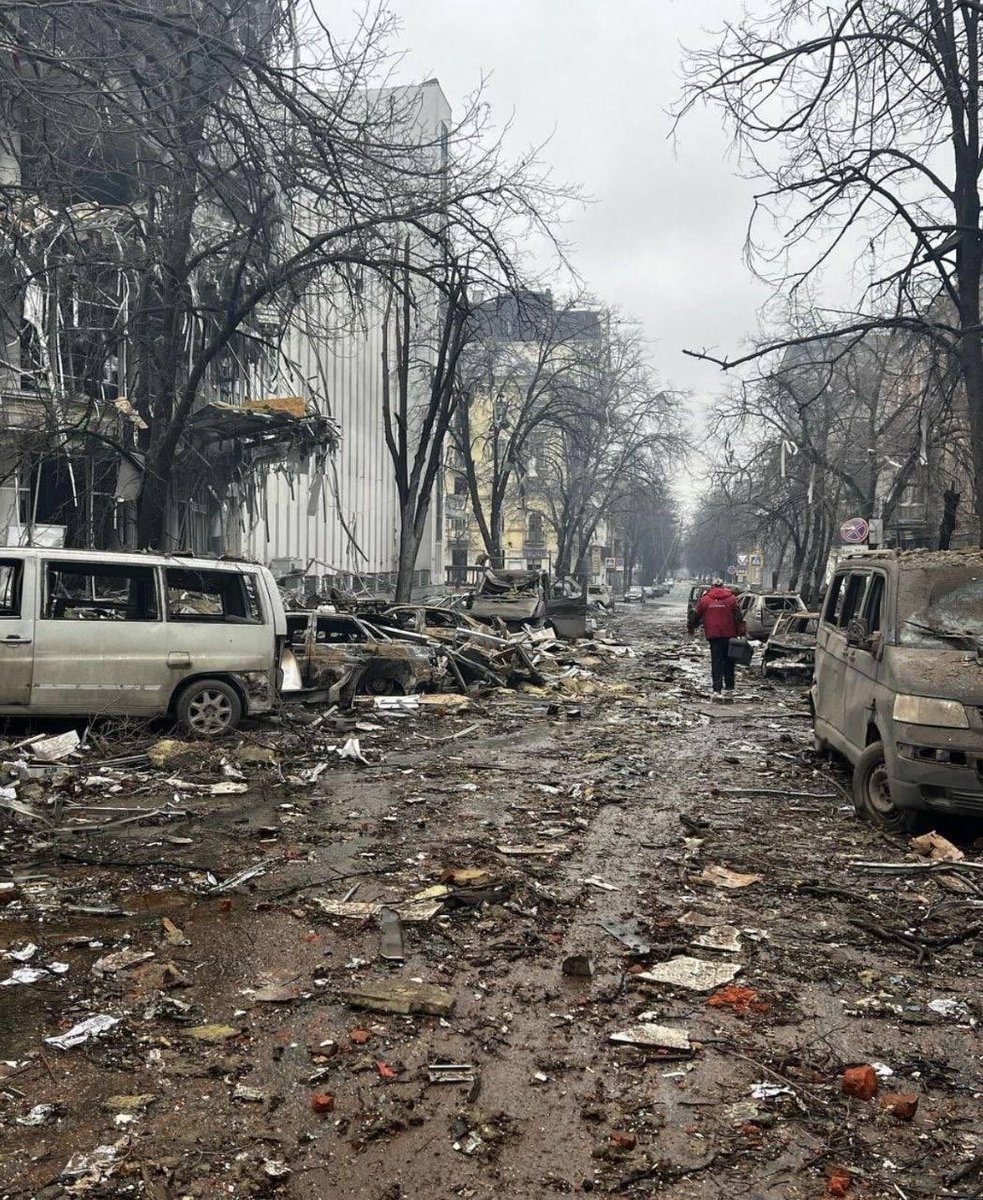 pagina_13's tweet photo. 🇺🇦 | Kharkiv, Ucrania. 
#Russia #Ukraine #Ucrania #Rusia https://t.co/nCNv0WseAQ