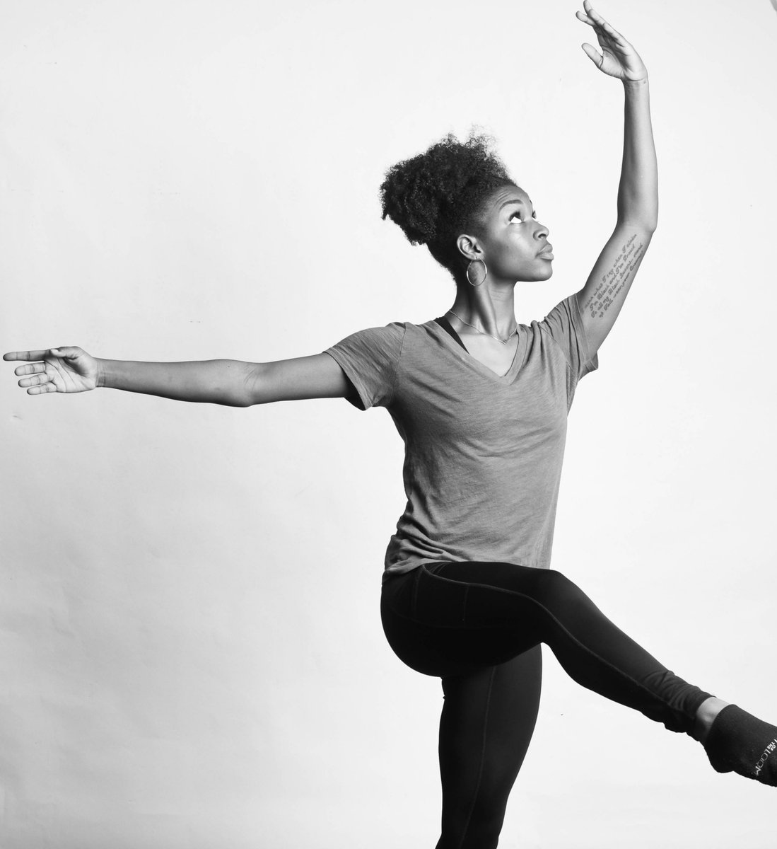 Grambling1901's tweet photo. Growing up, Octavia struggled with Dyslexia, but it wasn't known until her high school years. She then learned how to succeed in school and dance. Women in our student body deserve to be seen. For Women's History Month, we're looking Beyond Beauty. #weseeyou #RYSGRAMBLING https://t.co/f9uzZCByV8