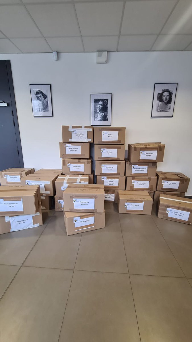 MairieBiguglia's tweet photo. 🇺🇦 🤝Biguglia solidaire de l'Ukraine ! 🤝 🇺🇦 

Un grand merci aux nombreux donateurs ainsi qu'aux bénévoles et agents de la mairie pour leur travail et leur implication 👏

🤝La collecte se poursuit dès lundi 7 mars jusqu'au vendredi 11 mars, de 9h à 17h ! 💪

📍Spaziu Culturale https://t.co/PYwZtFxEZ3