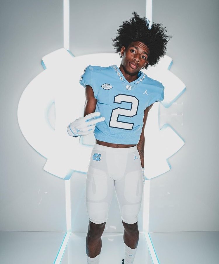 JamesJCummmings's tweet photo. @THEUNCFAMILY My guy said he got a 10.65 in the tank cuh 👣💙🐏📈💯🤫👀🙏 @chrisculliver5 is that guy ! Y'all ain't seen half of what this monster has to unleash 🔥🥶🔥👣💙📈 sleep 😴 if you want it's #ChapWay and always a #GDTBATH #WeWantCC 👣💙🐏 https://t.co/jhgf02yLvE