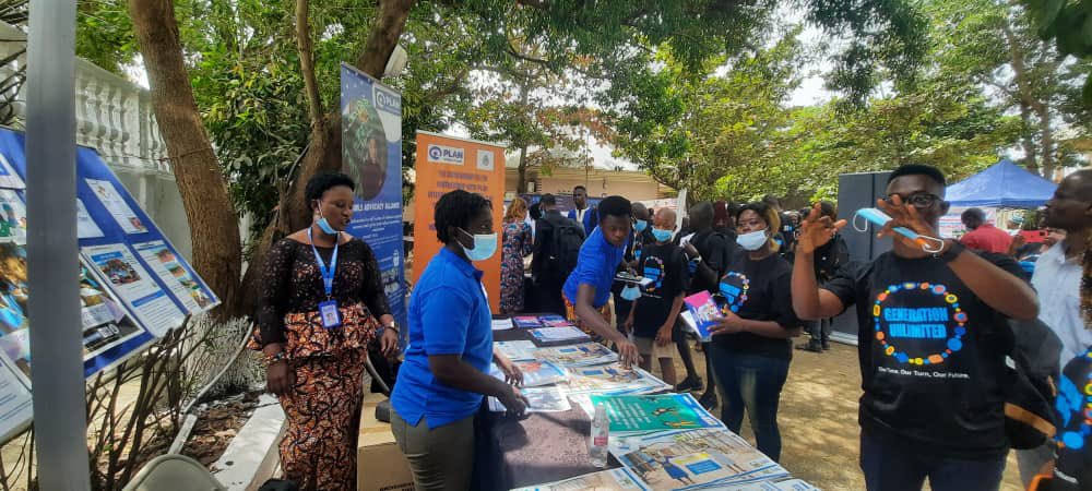 Plan_SLE's tweet photo. *The global initiative 'Generation Unlimited' launched in Sierra Leone in collaboration with #UnicefSl, #DSTI,  and other partners with a week National Youth Exhibition &amp; Bootcamp at Lakka, Freetown starting today 4th -12th March, 2022.*
#SierraLeone, #generationUnlimited https://t.co/SPL8nhldGA